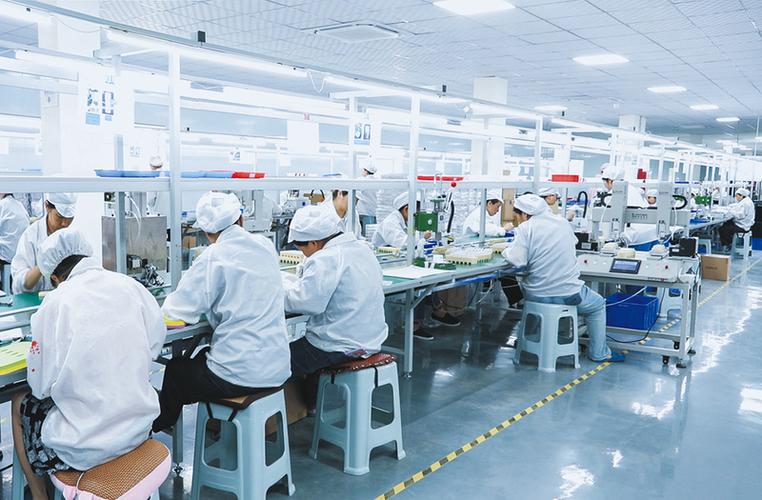 金桦科技电子雾化器配件生产线